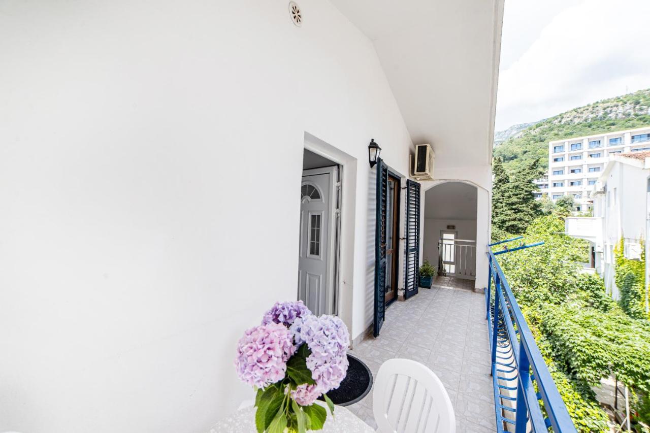 Apartments Vila Nikolic Rafailovici Luaran gambar
