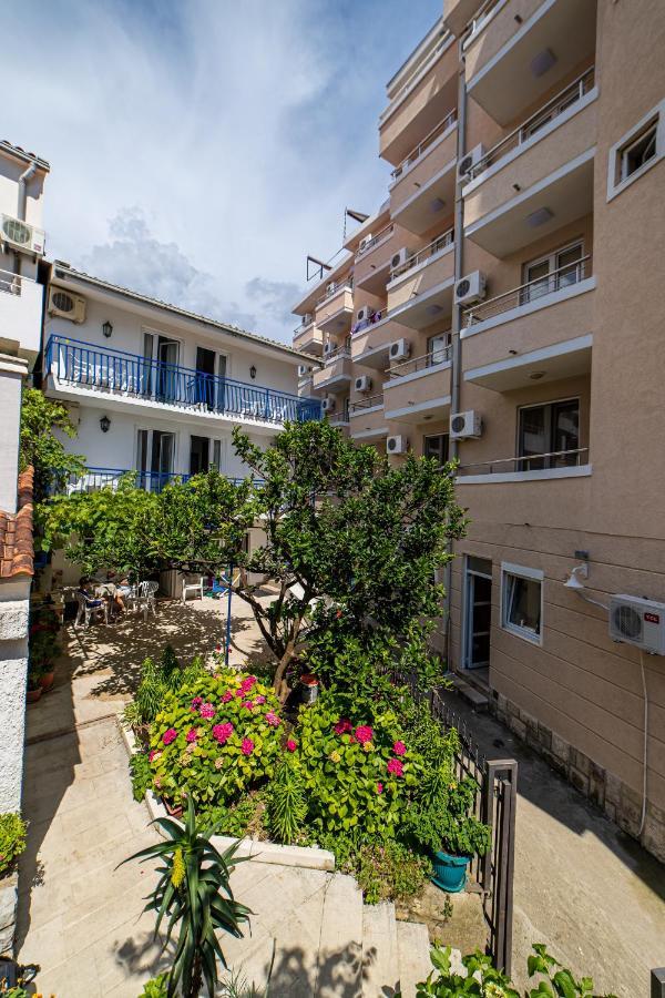 Apartments Vila Nikolic Rafailovici Luaran gambar