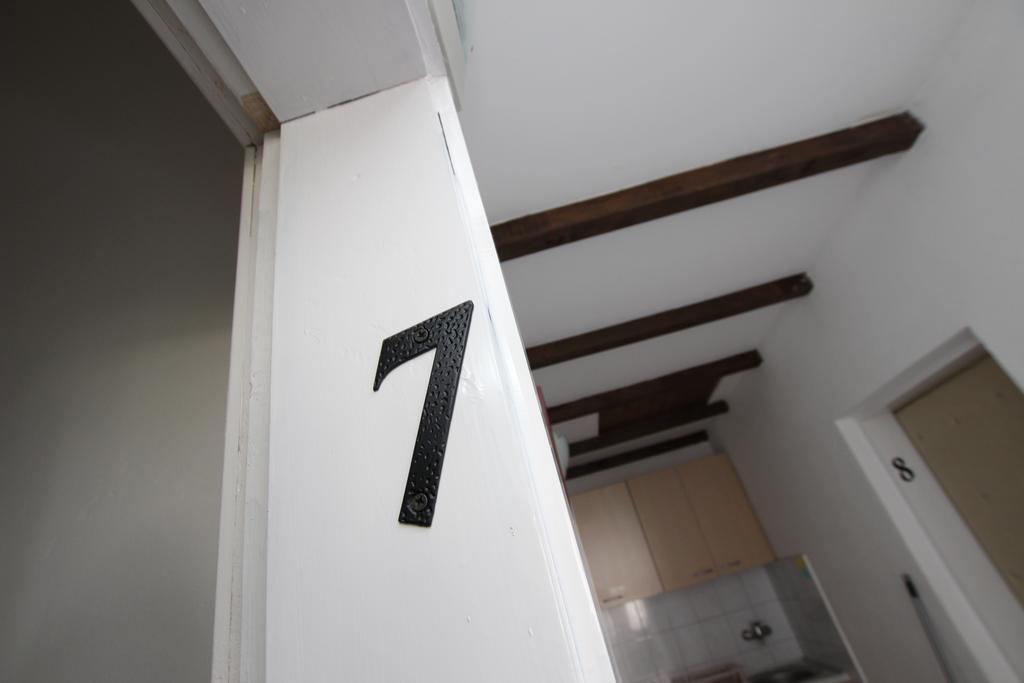 Apartments Vila Nikolic Rafailovici Bilik gambar